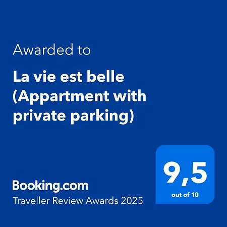 La Vie Est Belle Apartament *