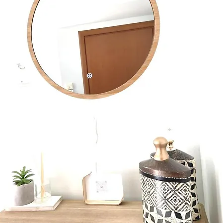 La Vie Est Belle * Kavala